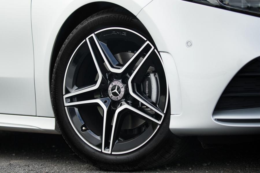 Колеса Mercedes-Benz A200 AMG Line (W177) 2018 года  (AU) (фото 11 из 32)